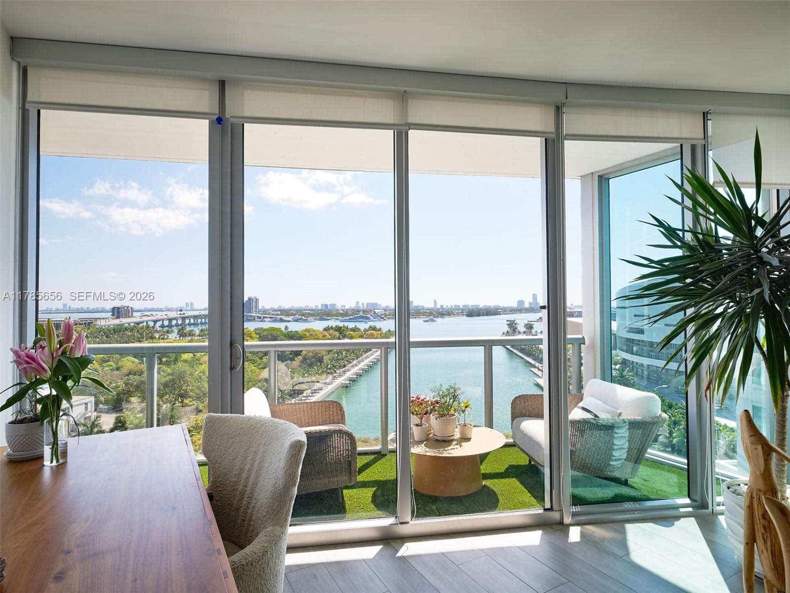 Marina Blue Unit 1009 condo sold at 888 Biscayne Blvd # 1009, Miami FL 33132