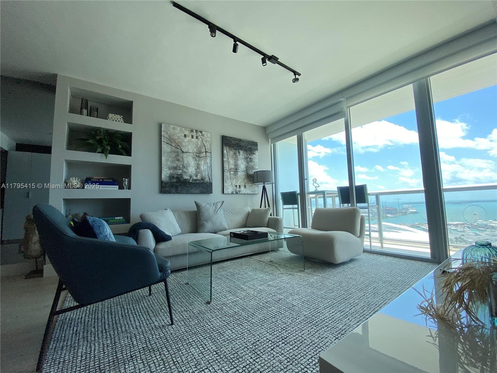 Marina Blue Unit 2405 condo rented at 888 Biscayne Blvd # 2405, Miami FL 33132