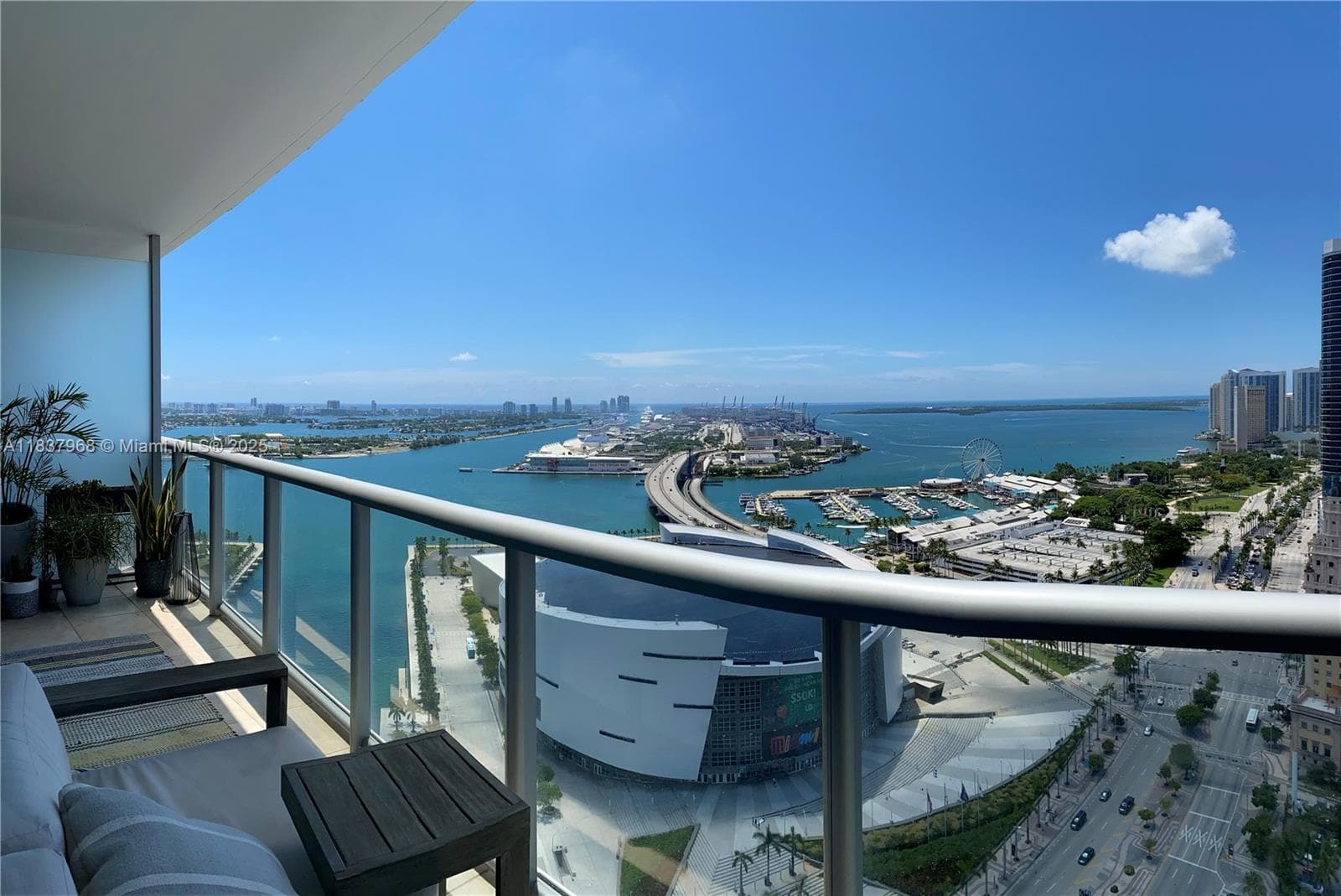 Marina Blue Unit 3403 condo rented at 888 Biscayne Blvd # 3403, Miami FL 33132