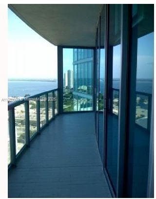 Marina Blue Unit 2811 condo rented at 888 Biscayne Blvd # 2811, Miami FL 33132