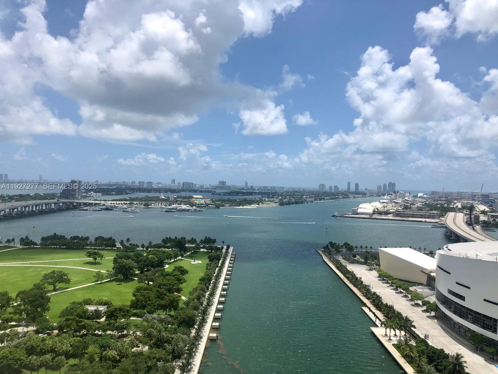 Marina Blue Unit 2412 condo rented at 888 Biscayne Blvd # 2412, Miami FL 33132